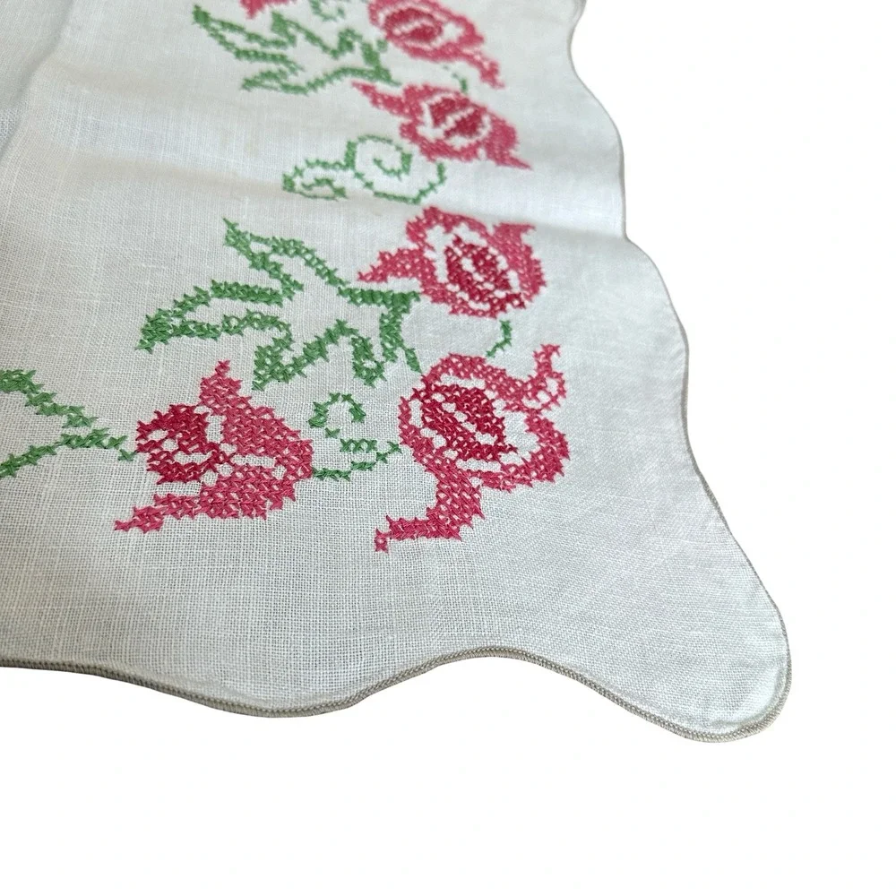 Vintage Hand Embroidered Floral Table Runner White Pink Green Gray Scalloped 33